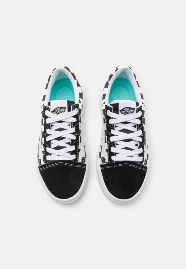 Vans OLD SKOOL OVERT UNISEX – Sneaker Low – Black/white 5