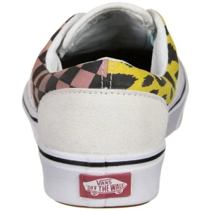 Vans UA ComfyCush Era Sneaker Damen 12