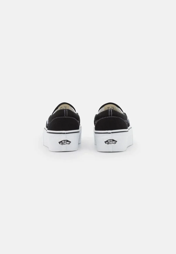 Vans CLASSIC SLIP ON STACKFORM – Slipper – Black/true White 5