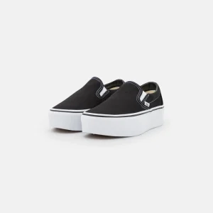 Vans CLASSIC SLIP ON STACKFORM – Slipper – Black/true White 12