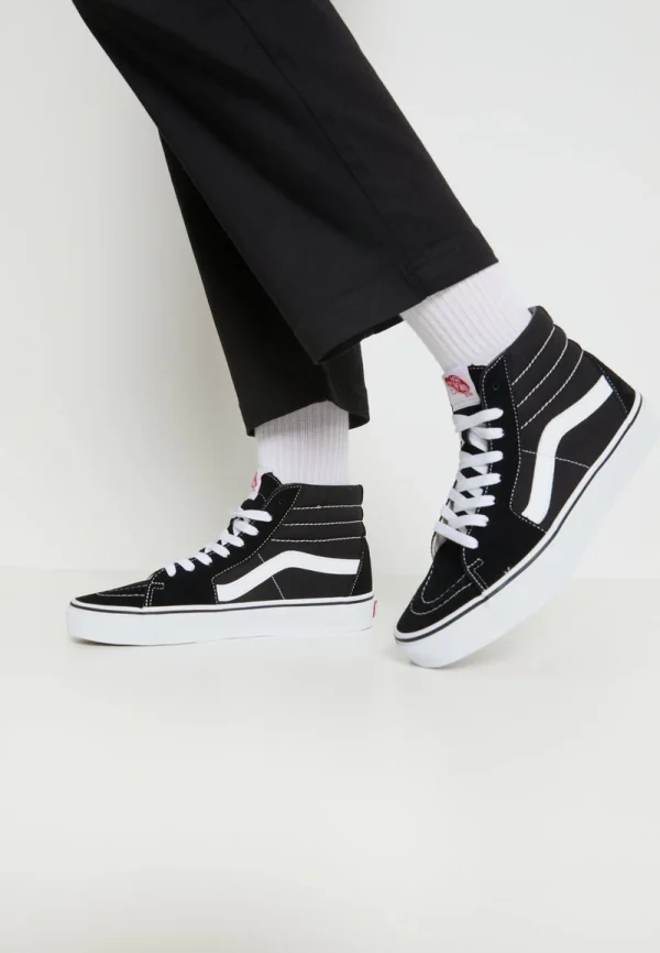 Vans UA SK8-HI – Sneaker High – Black 1