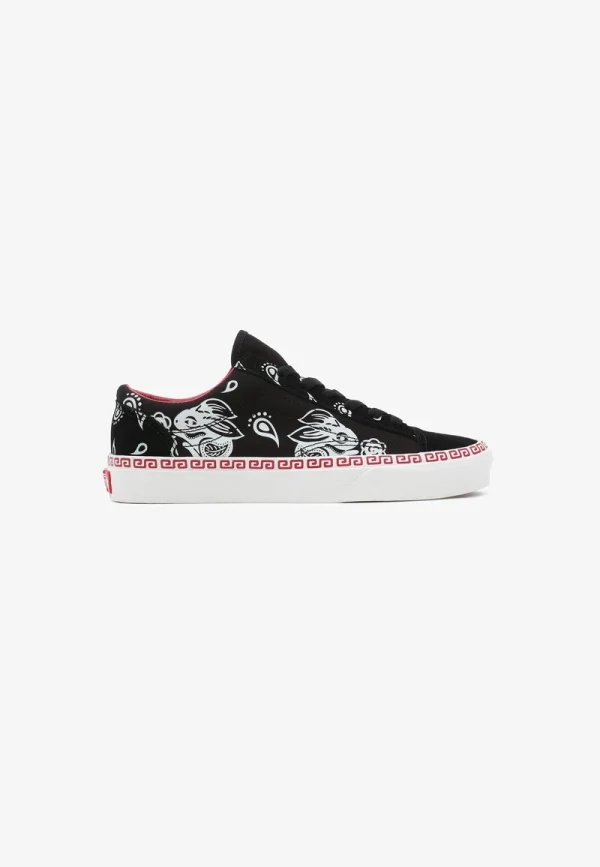 Vans UA STYLE – Sportlicher Schnürer – Black 3