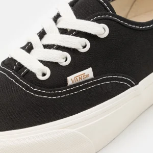 Vans AUTHENTIC VR3 UNISEX – Sneaker Low – Black/marshmallow 18