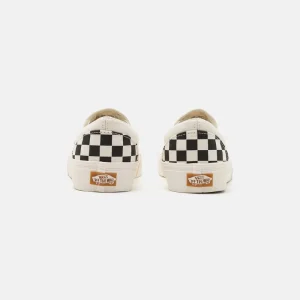 Vans SLIP ON VR3 UNISEX – Sneaker Low – Black/marshmallow 12