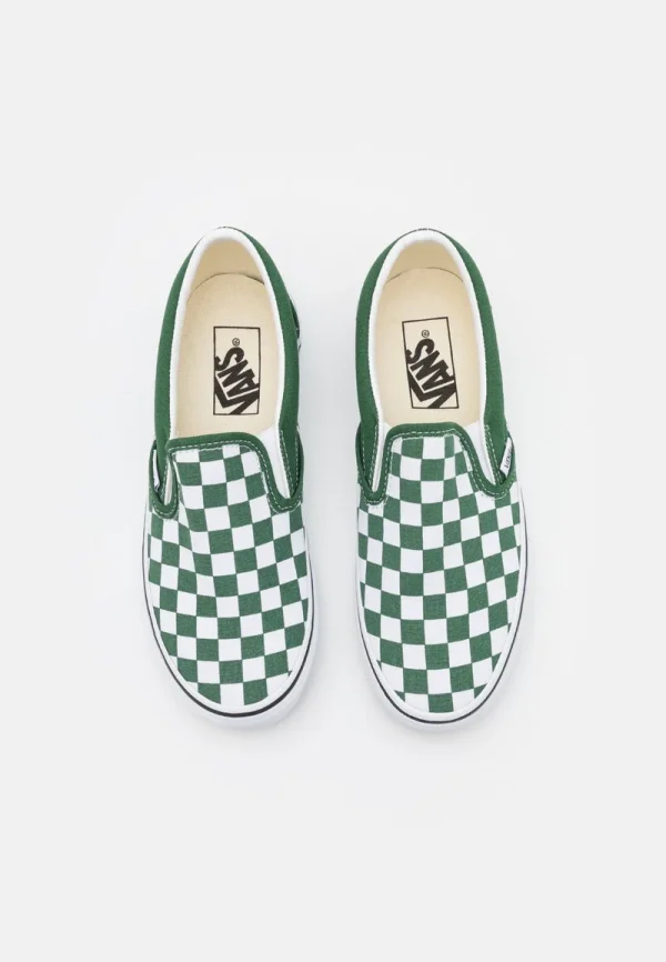 Vans CLASSIC SLIP ON UNISEX – Slipper – Greener Pastures 7