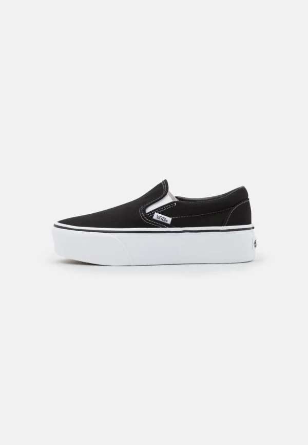 Vans CLASSIC SLIP ON STACKFORM – Slipper – Black/true White 3